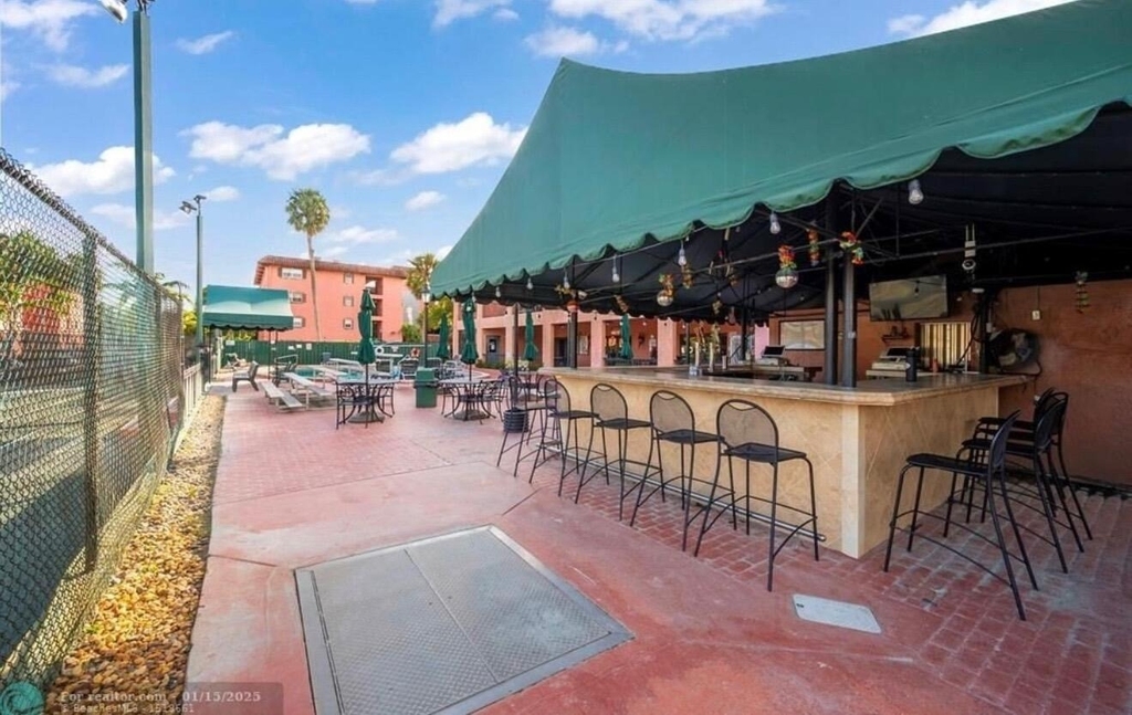 610 Tennis Club Drive - Photo 7