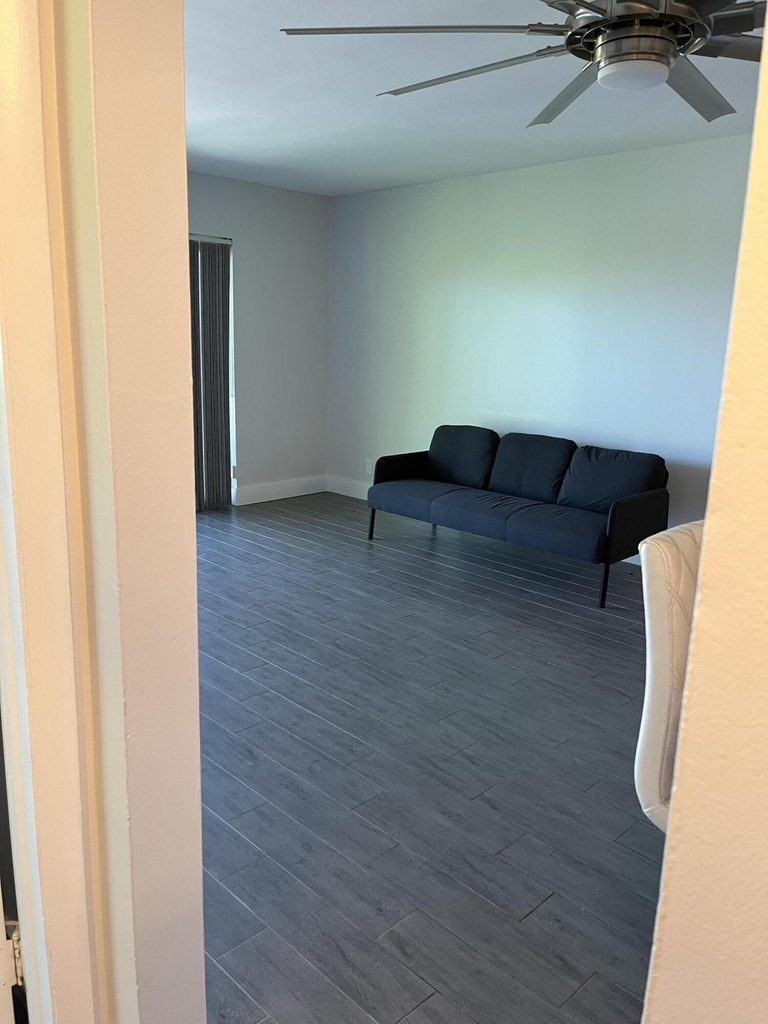 610 Tennis Club Drive - Photo 21