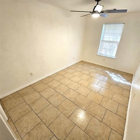 1810 Wiseman Avenue - Photo 10