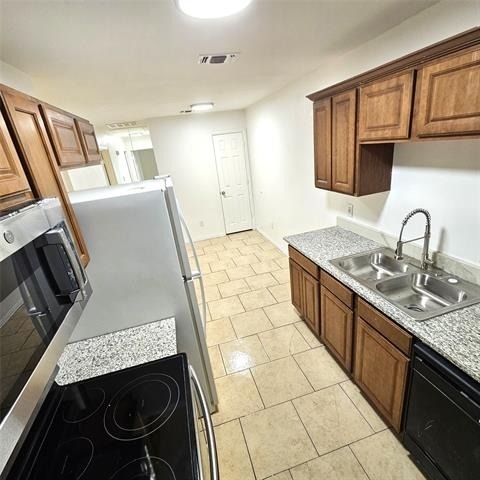 1810 Wiseman Avenue - Photo 1