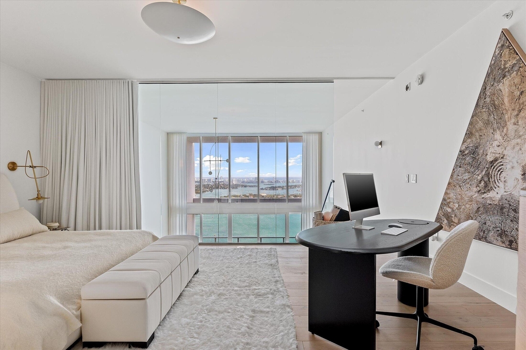 1040 Biscayne Boulevard - Photo 14