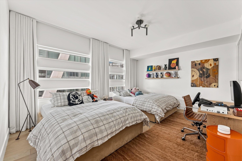 1040 Biscayne Boulevard - Photo 17