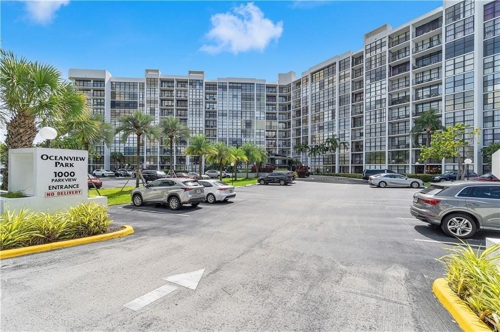 1000 Parkview Drive - Photo 13