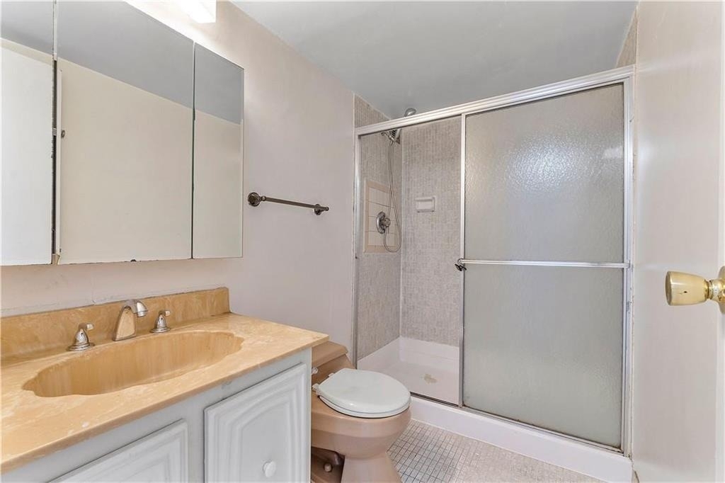 1000 Parkview Drive - Photo 9
