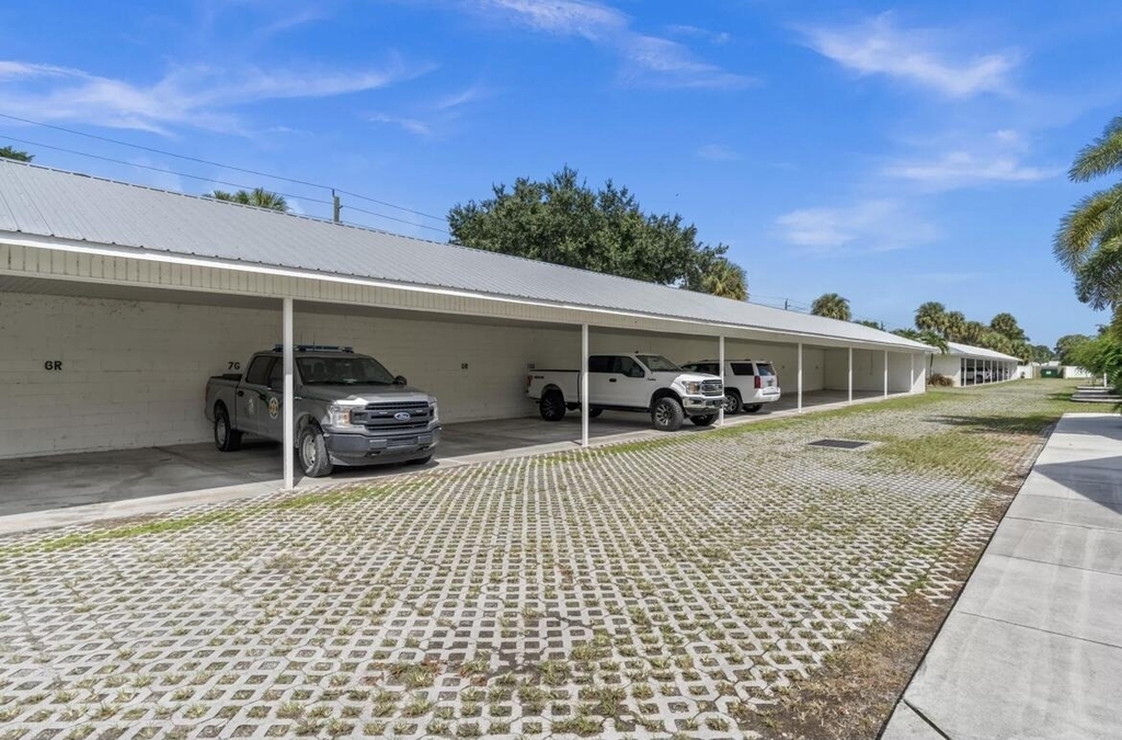 4334 Us-441 - Photo 23