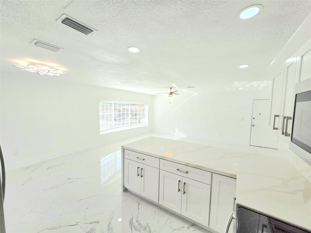 1848 Nw 55th Avenue - Photo 4
