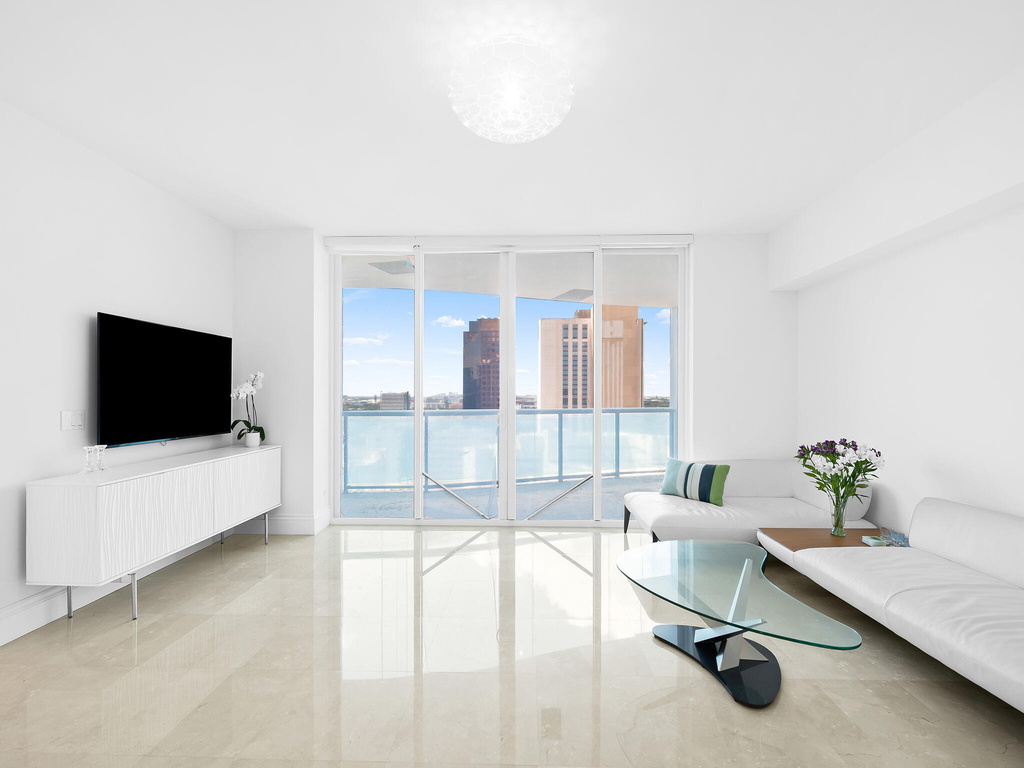 333 Las Olas Way - Photo 16