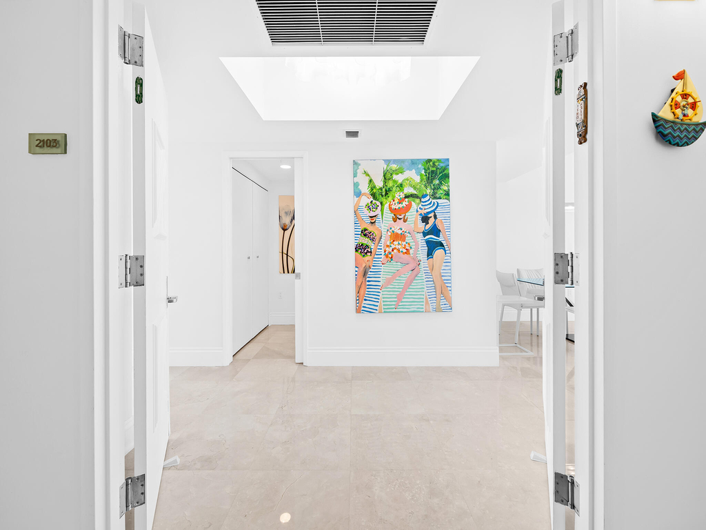 333 Las Olas Way - Photo 6