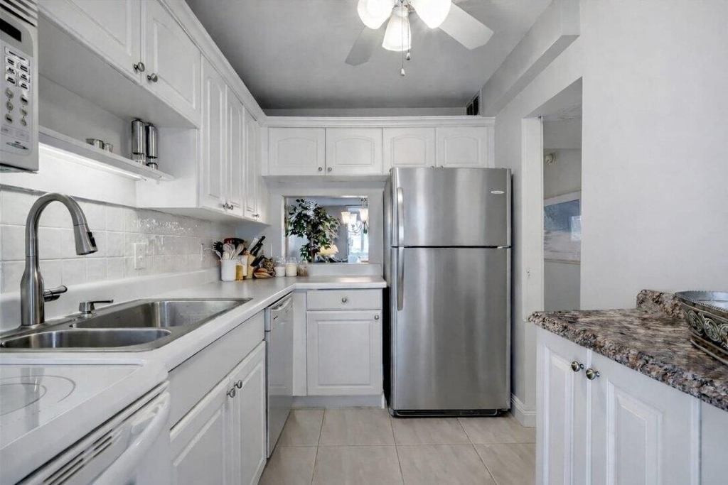 4500 N Federal Highway - Photo 5