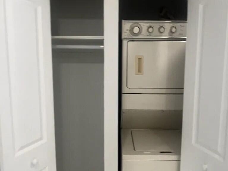 9402 Nw 81st Court - Photo 7