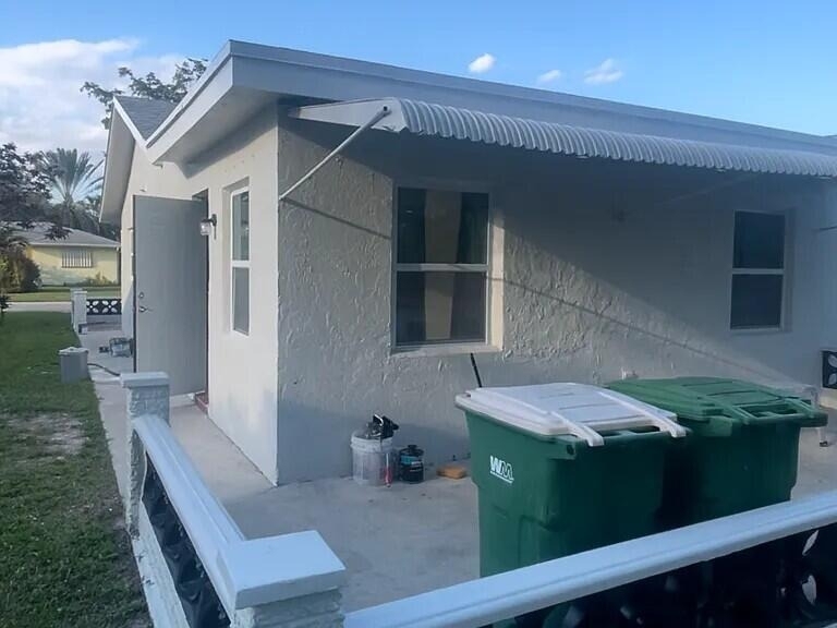 9402 Nw 81st Court - Photo 9