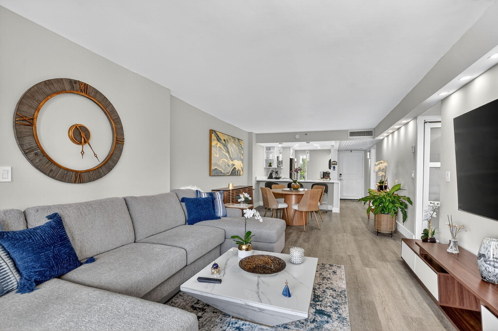 20 Royal Palm Way - Photo 10