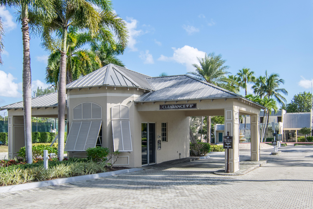 20 Royal Palm Way - Photo 43