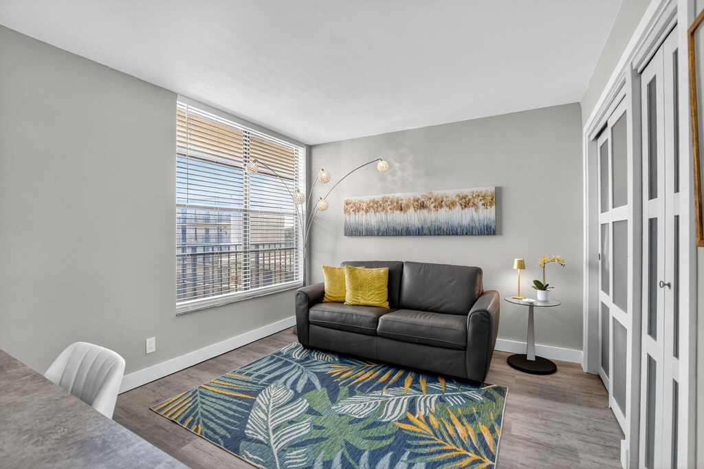 20 Royal Palm Way - Photo 17