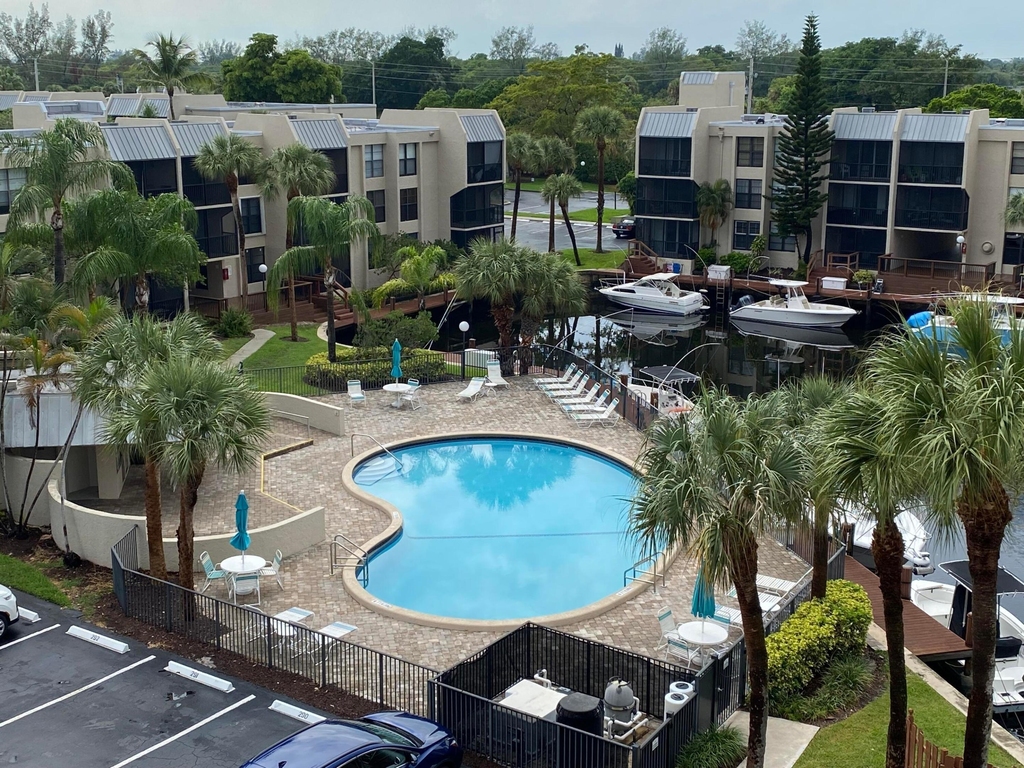20 Royal Palm Way - Photo 49
