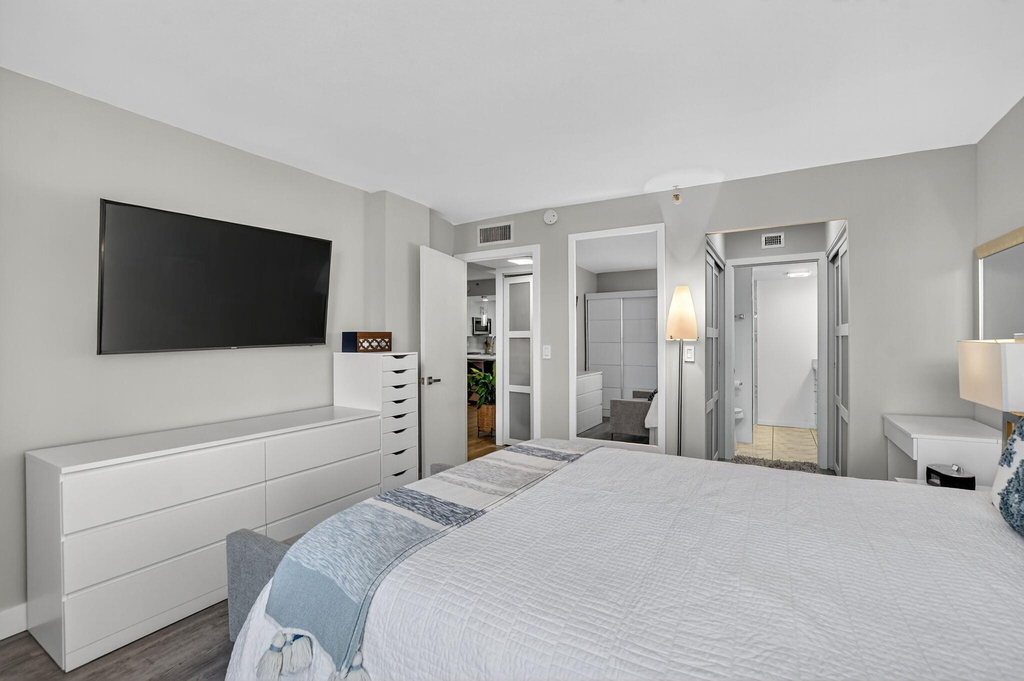 20 Royal Palm Way - Photo 23