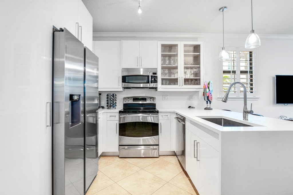 861 S Ocean Boulevard - Photo 7