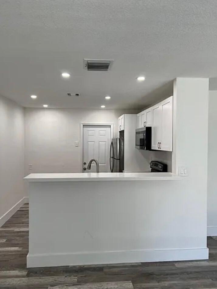 2034 Taylor Street - Photo 2