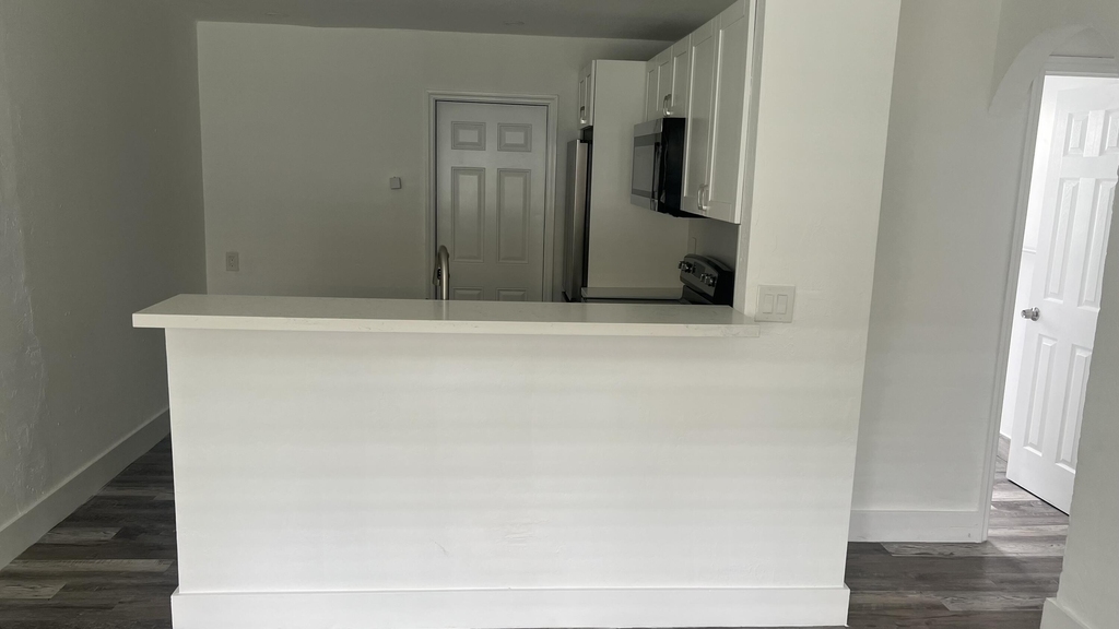 2034 Taylor Street - Photo 8