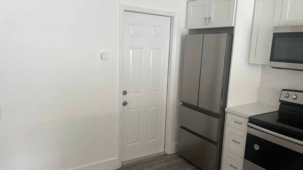 2034 Taylor Street - Photo 15