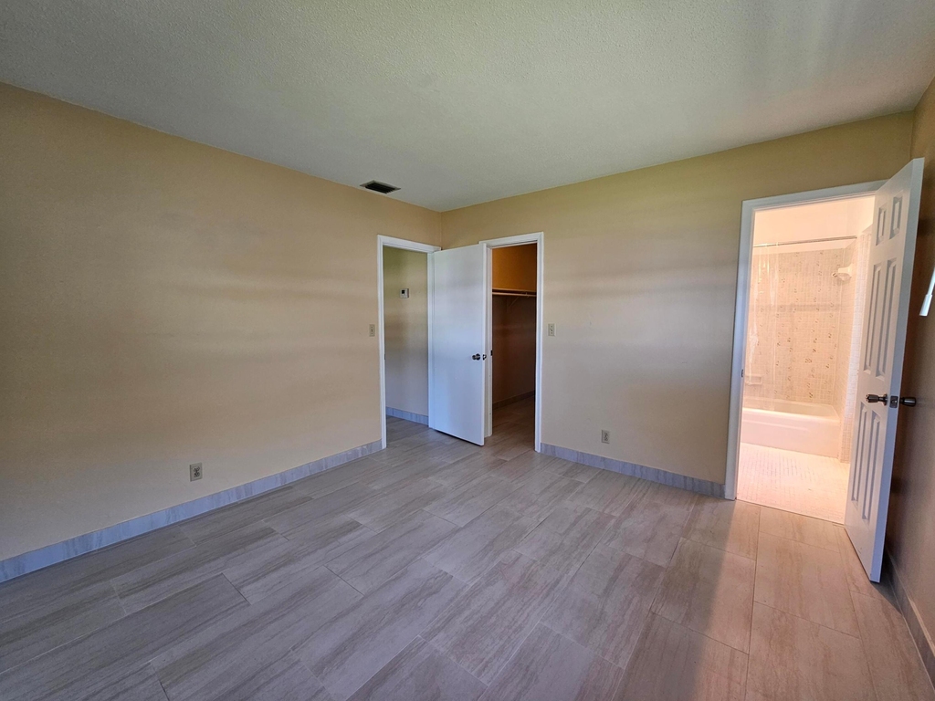 1901 Ne 29th Street - Photo 3