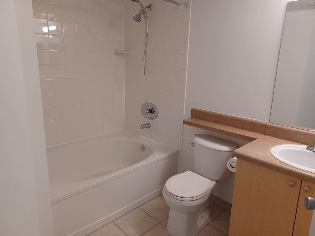 215 Villa Circle - Photo 13