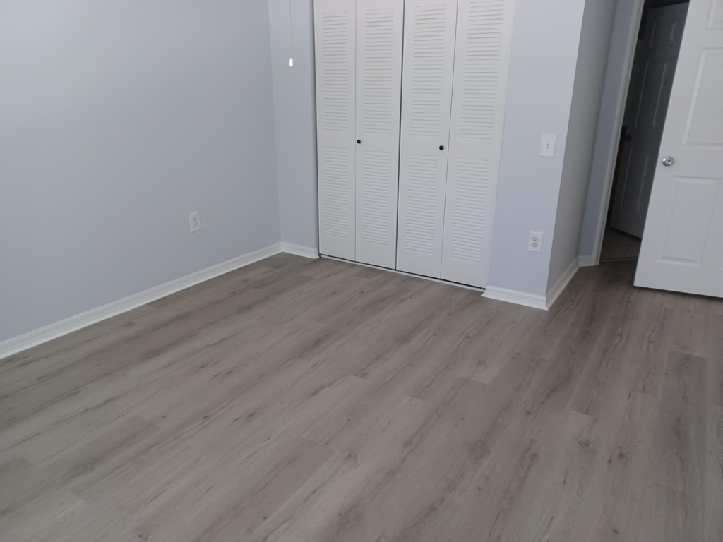 215 Villa Circle - Photo 12