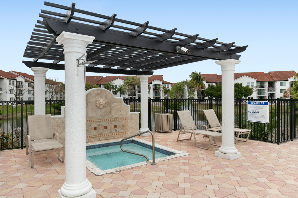 215 Villa Circle - Photo 23