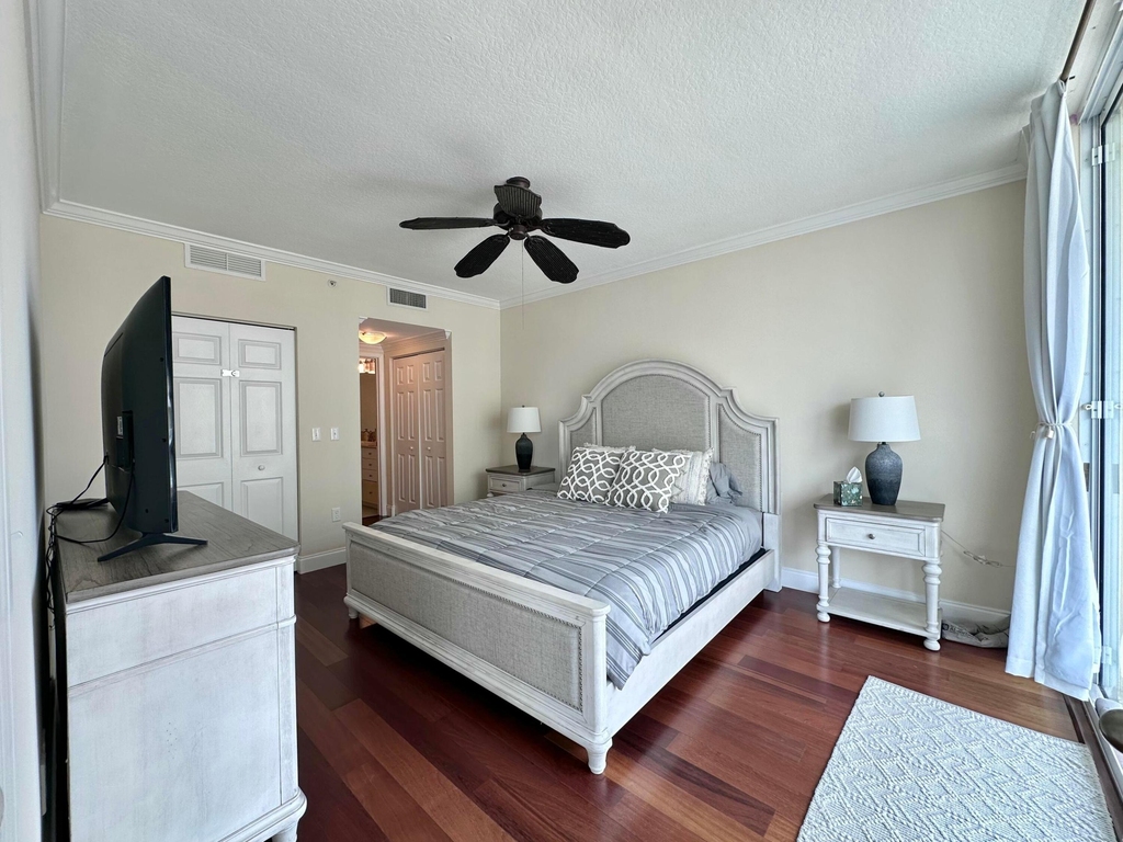 700 E Boynton Beach Boulevard - Photo 4