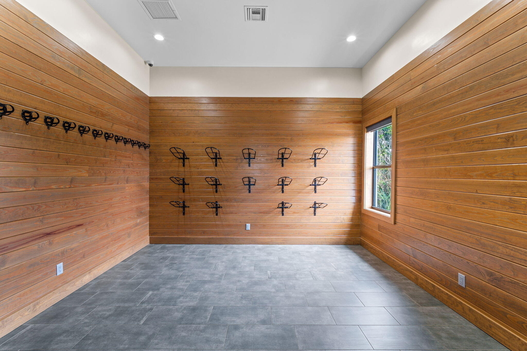 13155 Southfields Road - Photo 34