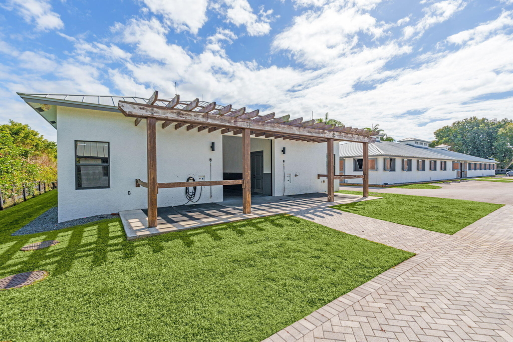 13155 Southfields Road - Photo 27