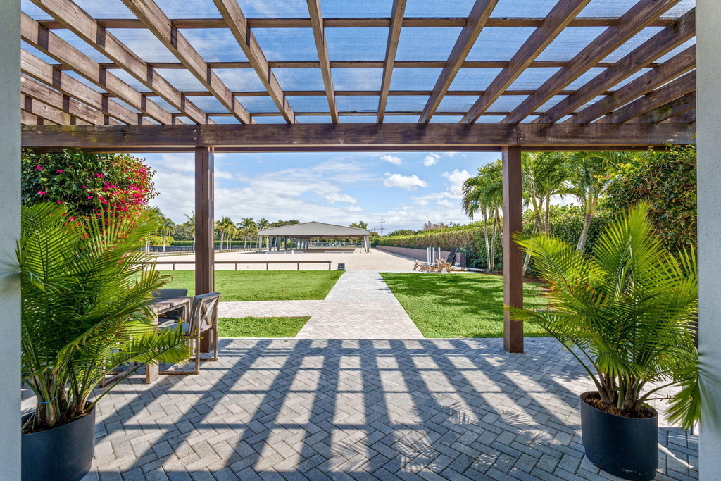 13155 Southfields Road - Photo 18