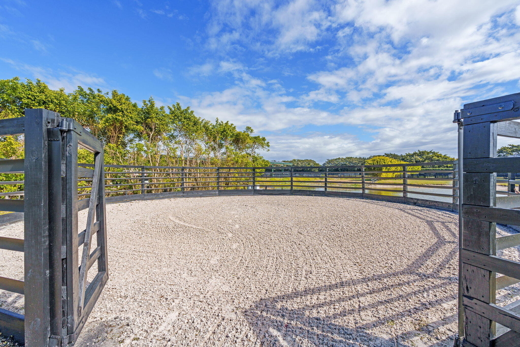 13155 Southfields Road - Photo 50