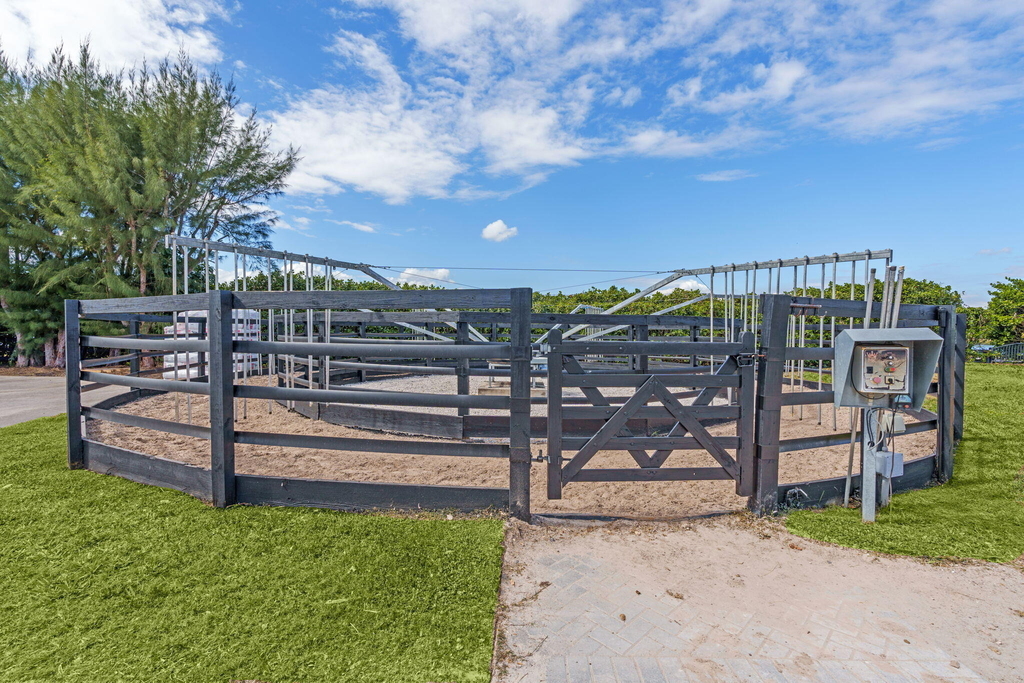 13155 Southfields Road - Photo 49