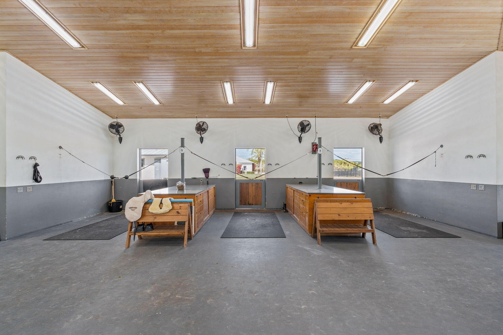13155 Southfields Road - Photo 11