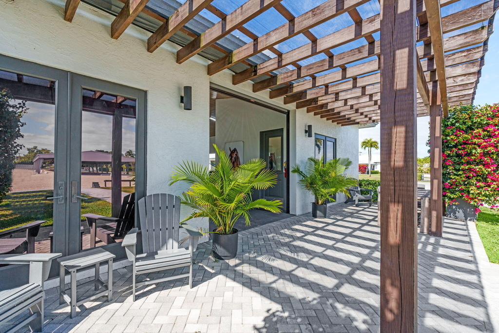 13155 Southfields Road - Photo 10