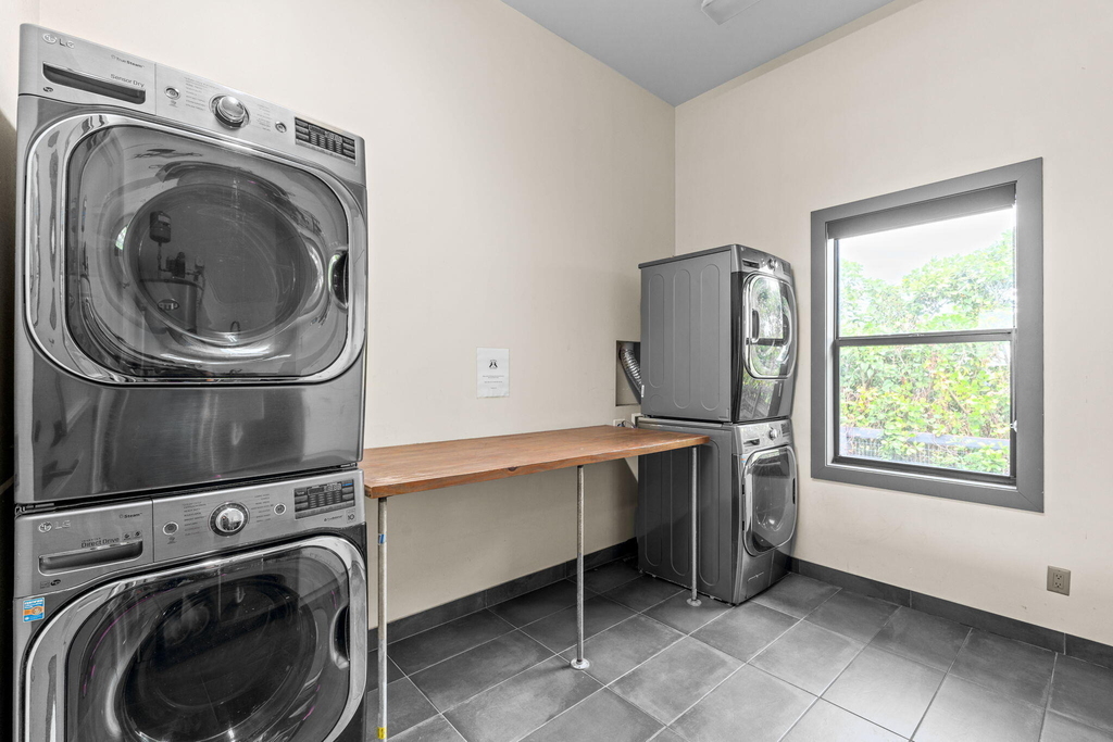 13155 Southfields Road - Photo 38