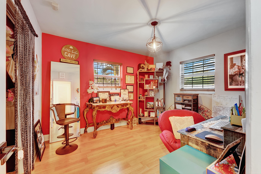 661 Eagle Circle - Photo 10