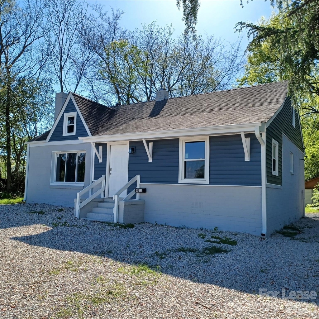 4211 Major Street - Photo 0