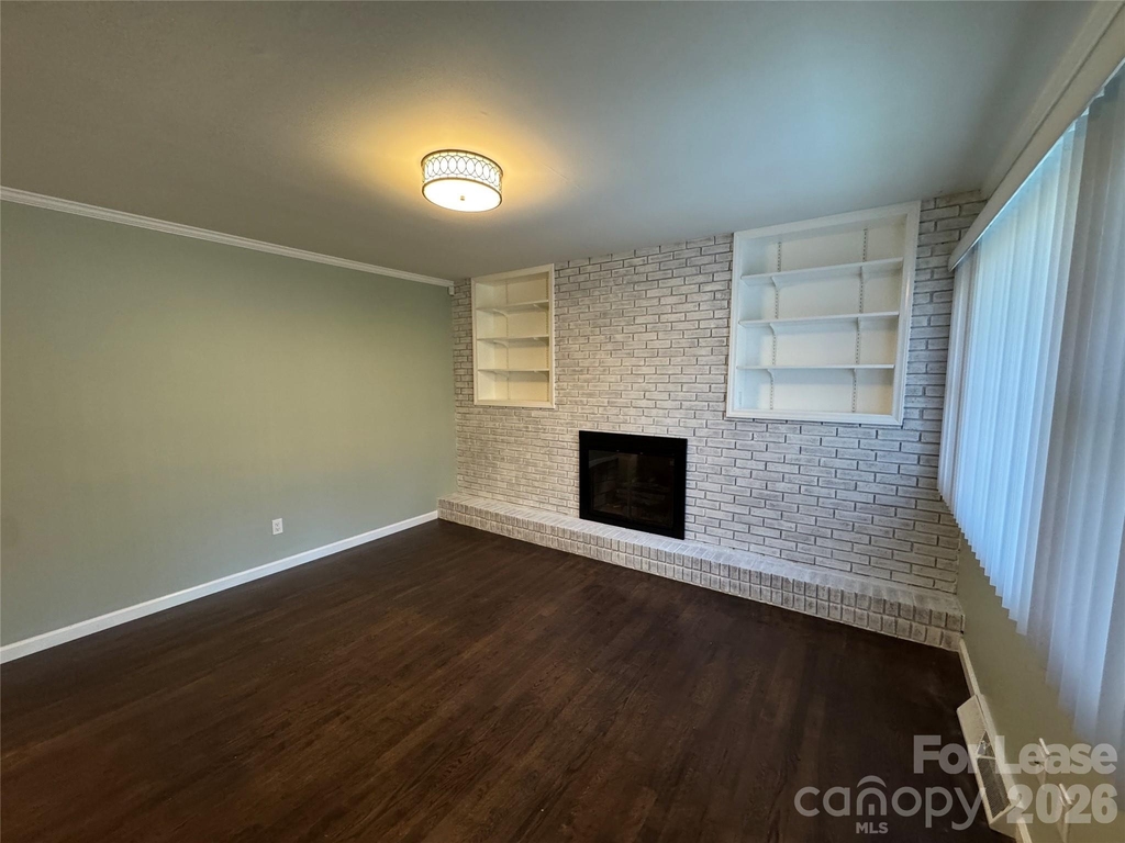 2359 Maplewood Drive - Photo 1