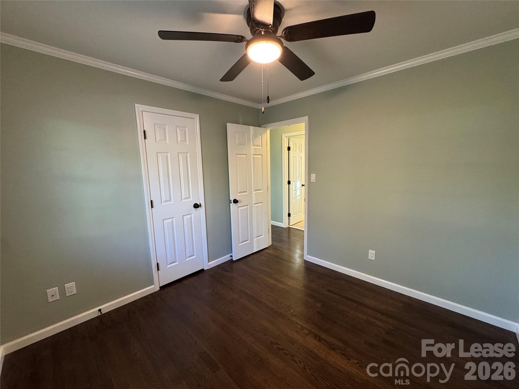 2359 Maplewood Drive - Photo 9