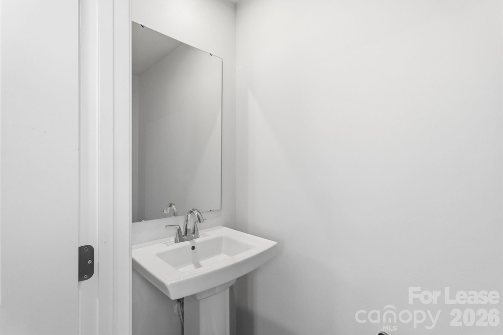 7024 Capstan Terrace - Photo 11