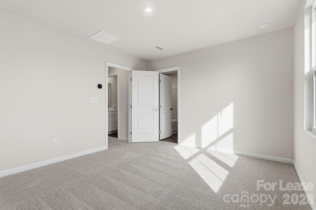 7024 Capstan Terrace - Photo 27