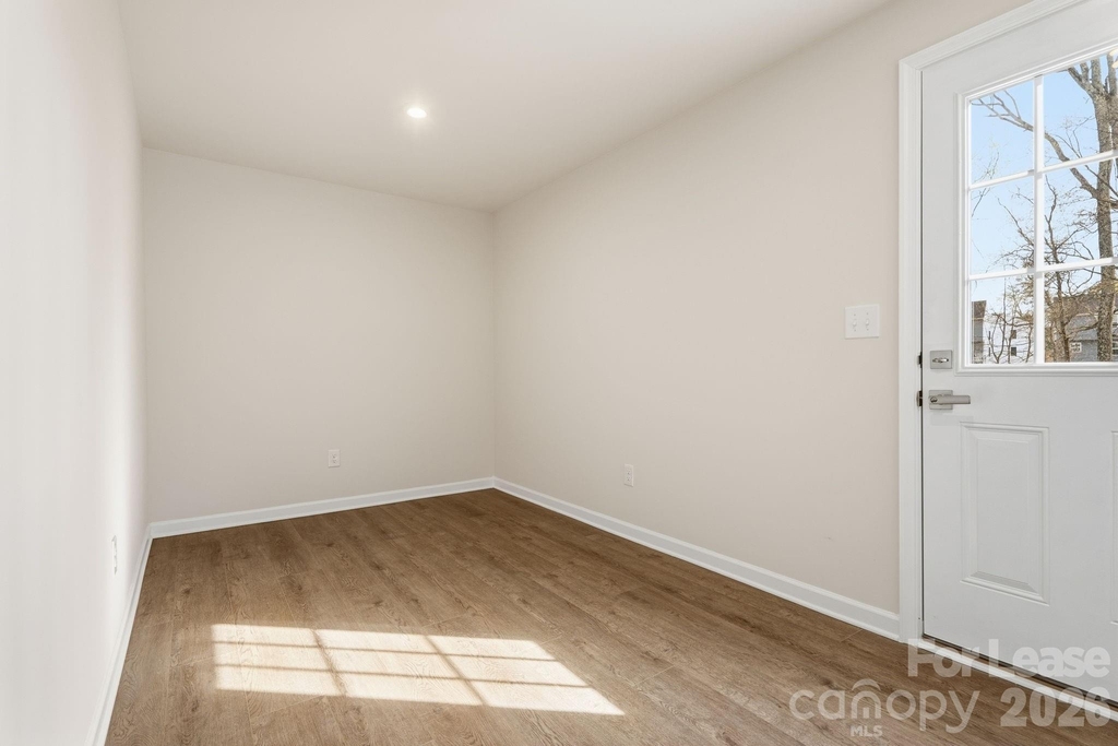 7024 Capstan Terrace - Photo 3