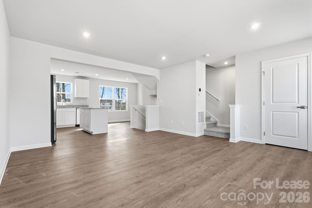 7024 Capstan Terrace - Photo 10