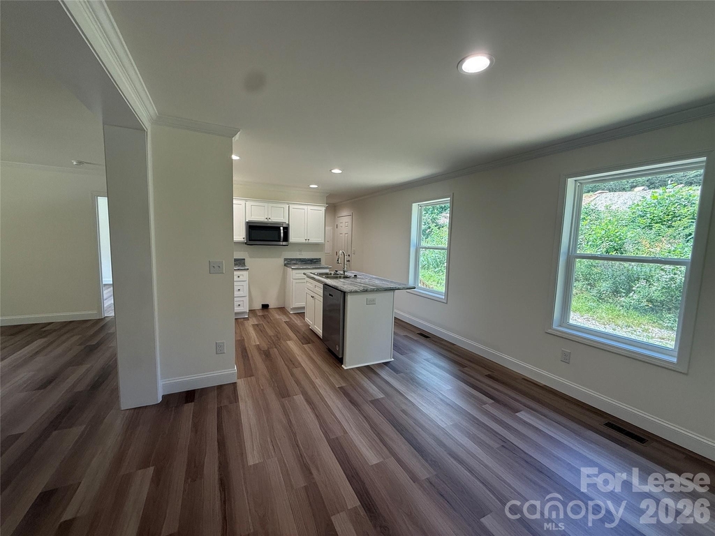 204 Oscelake Way - Photo 12