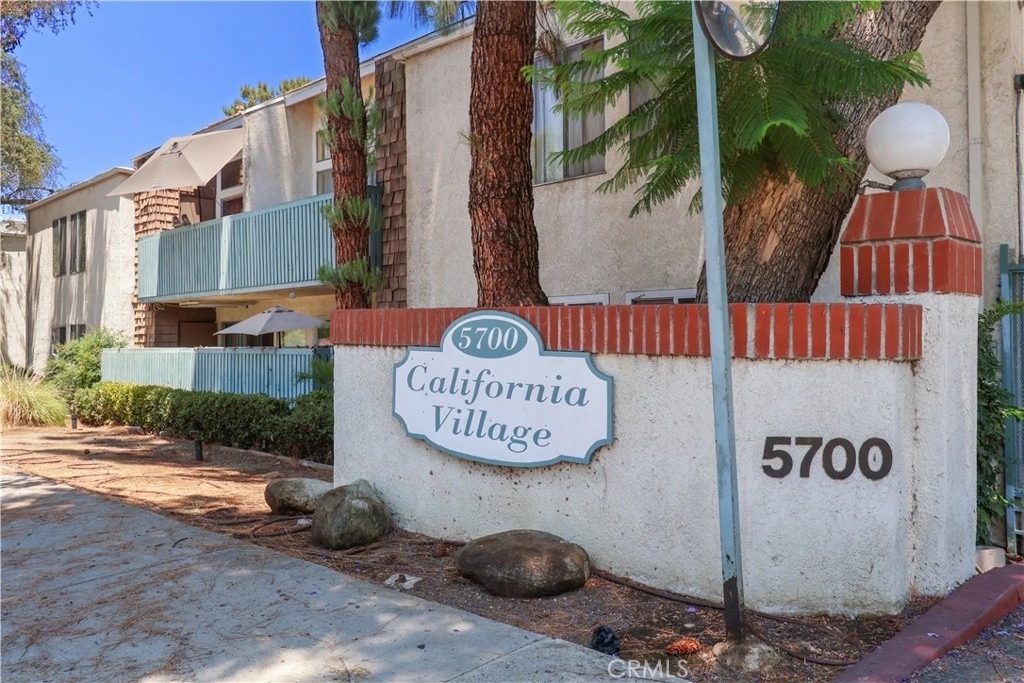 5700 Etiwanda - Photo 0