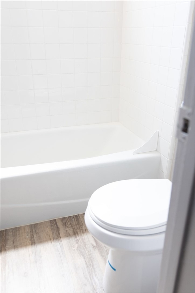 1239 E Foothill Boulevard - Photo 43