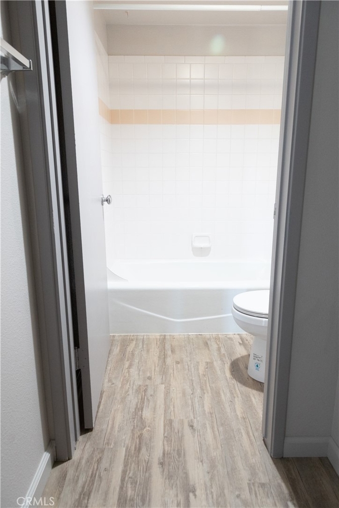 1239 E Foothill Boulevard - Photo 14