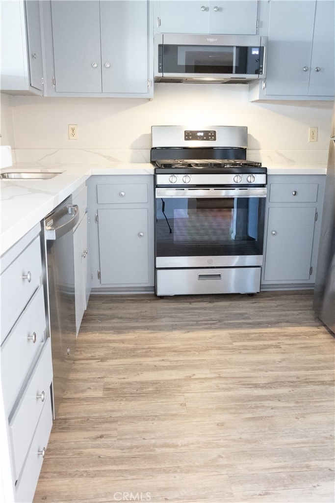 1239 E Foothill Boulevard - Photo 24